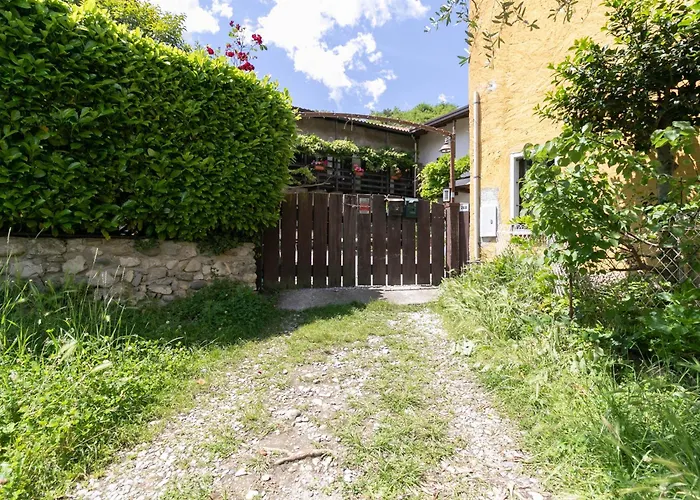 Проживание в семье Il Casale Dei Rox Garlate